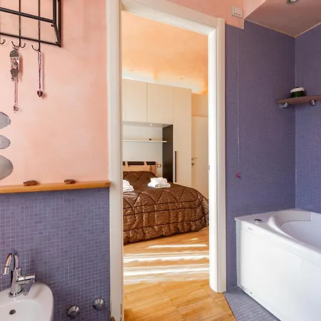 Charme Parmense: Eleganza E Storia Apartment Parma