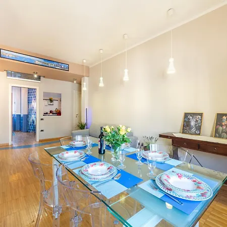 Charme Parmense: Eleganza E Storia Πάρμα