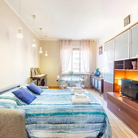 Apartamento Charme Parmense: Eleganza E Storia