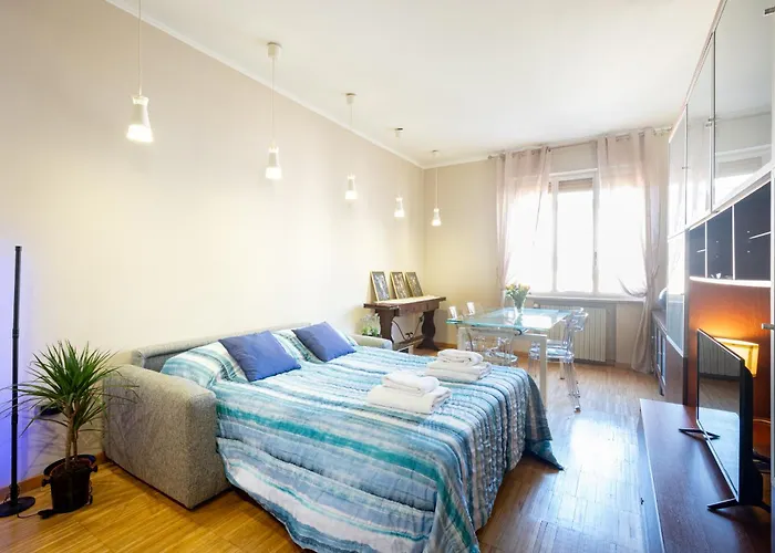 Charme Parmense: Eleganza E Storia Apartament